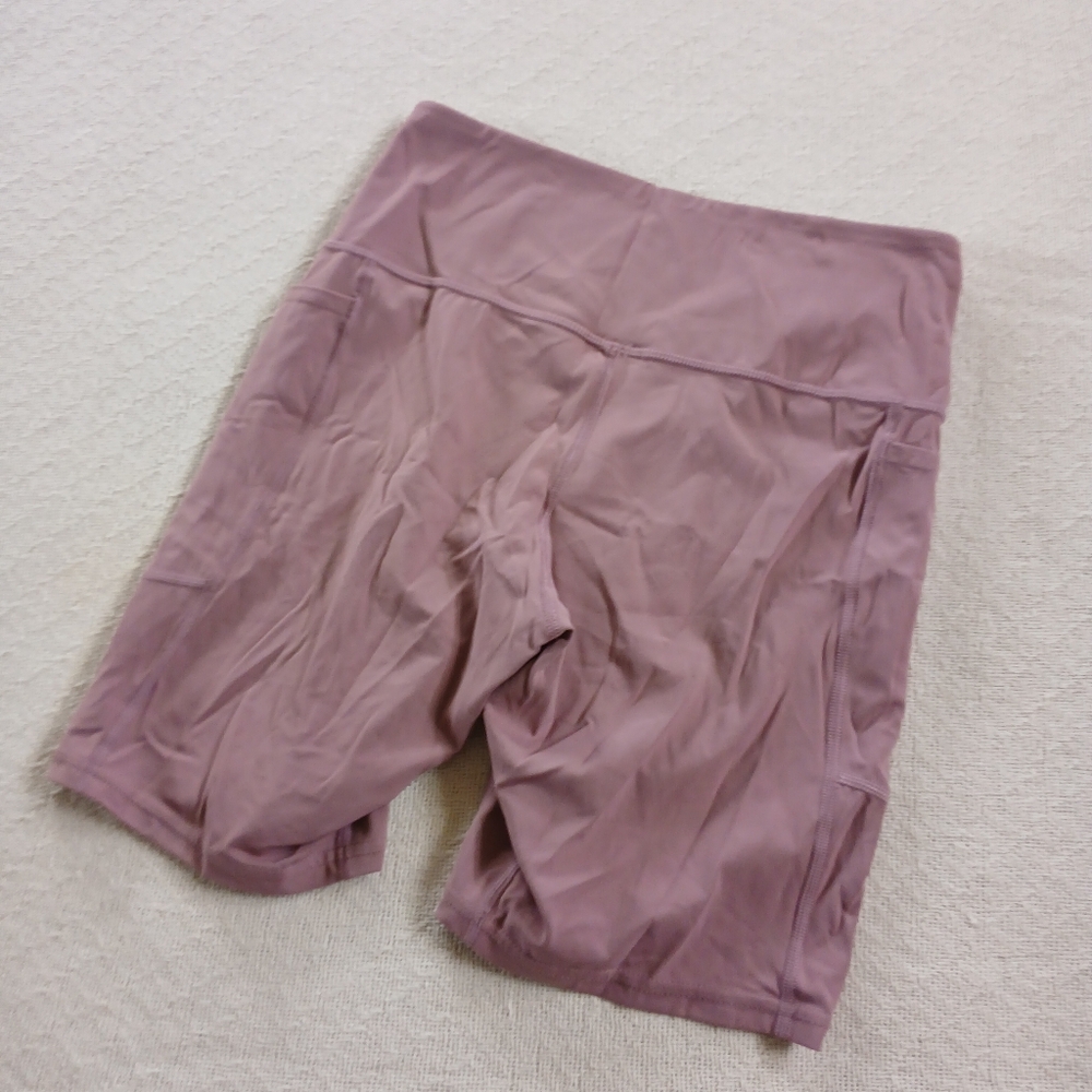 Patagonia Women's Mauve Bike Shorts - Picture 4 of 4